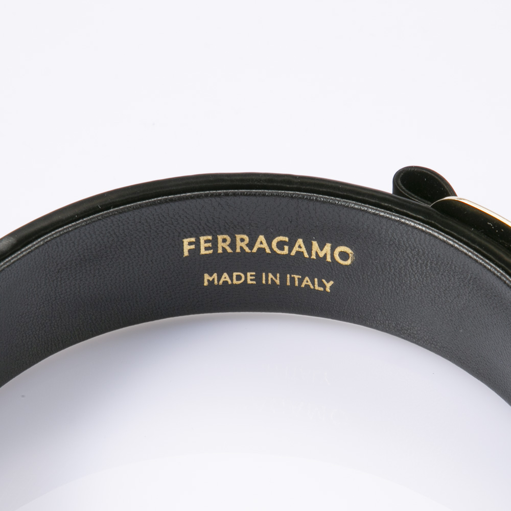 サルヴァトーレフェラガモ salvatore ferragamo VARA PLATE カチューシャ 340454 786467 001【FITHOUSE ONLINE SHOP】